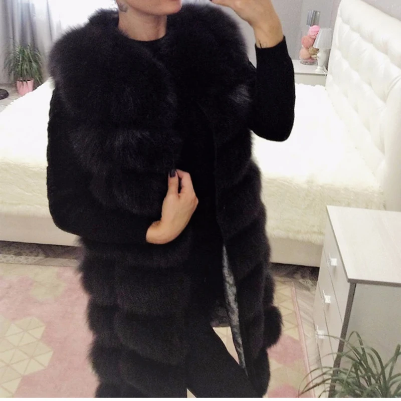 Безрукавка из натурального меха черно серого цвета теплая безрукавка Лисьего