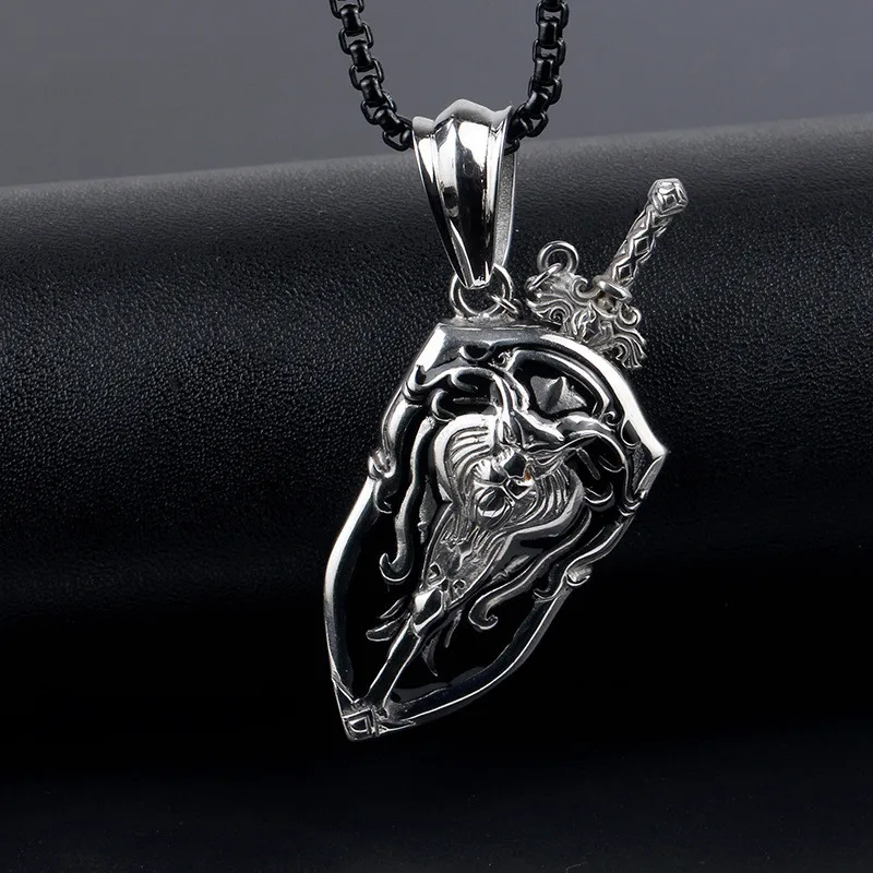 

Fashion Stainless Steel World of Warcraft Men Jewelry Sword Shield Pendant Necklace For Man Vintage Accessories Anime Necklace