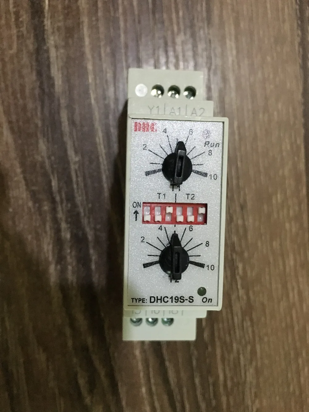 

Wenzhou Dahua time relay DHC19S-S double cycle time delay relay infinite loop timing AC/DC24-240V