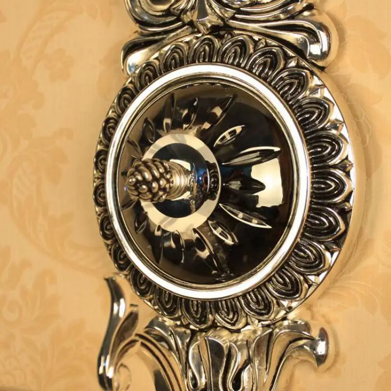 Художественный салон магазин окна антикварные хрустальные настенные