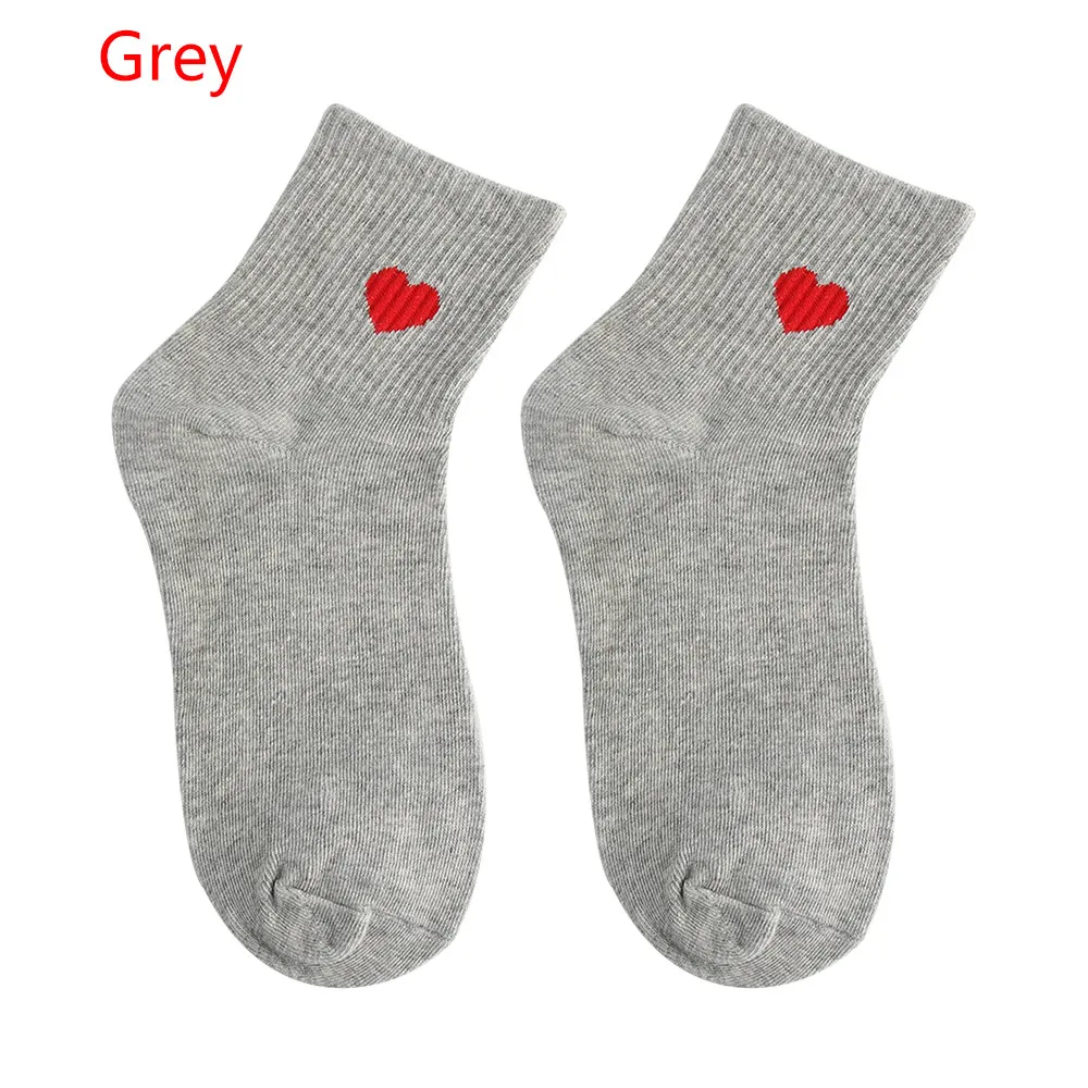 Grey 1 пара Новые милые носки Kawaii женские красное сердце шаблон мягкие дышащие хлопковые носки до лодыжки Повседневные Удобные носки весенний стиль - Цвет: Grey