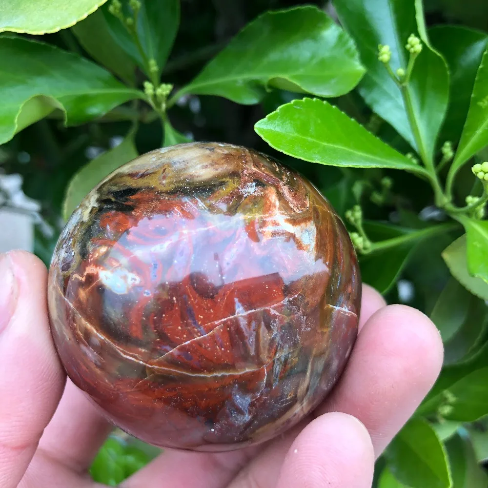 

1 piece natural crystal red stone crystal ball Madagascar