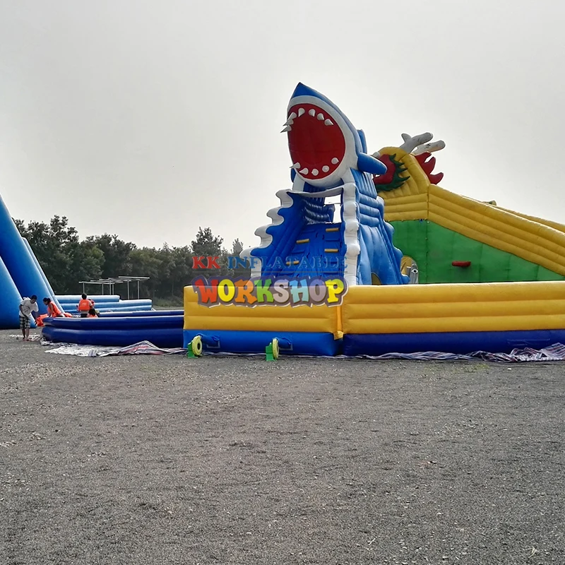 Koop Outdoor Mobiele Anime Featured Funtastic Funcity Dragon & Shark Opblaasbare Water Park Voor Zomervakantie