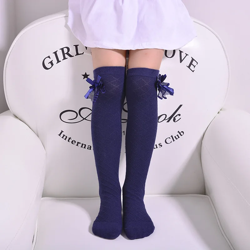 navy blue bow side От 1 до 15 лет носки для маленьких детей милые однотонные Гольфы принцессы для девочек с кружевным галстуком-бабочкой в стиле пэчворк гольфы для девочек - Цвет: navy blue bow side
