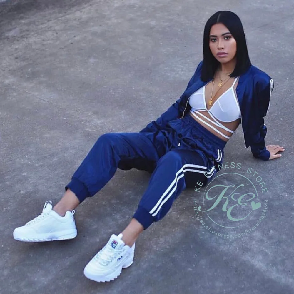 Женский спортивный костюм; ropa deportiva de mujer; женские зимние спортивные костюмы; survetement femme; 2 предмета; traje deportivo para mujer
