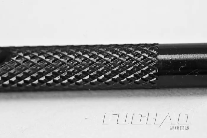 Набор пустотелых дырокол используемый для отверстий на кожаном ремне детали