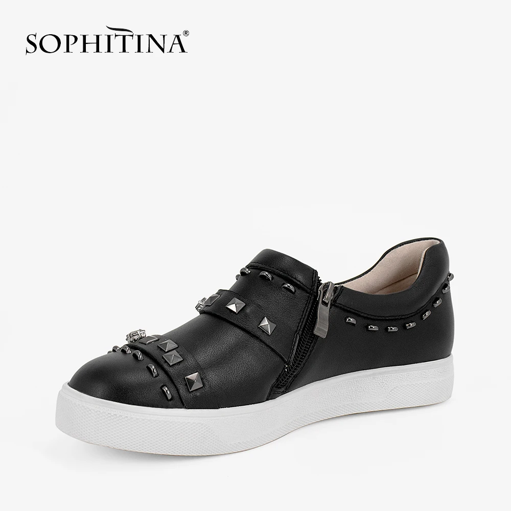 SOPHITINA/модные лоферы с заклепками коллекция 2019 года Цвет Черный
