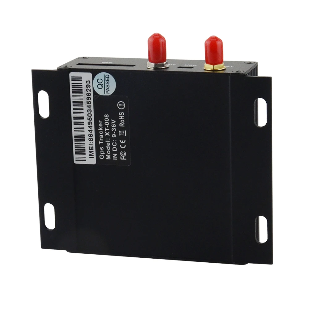 Gps автомобильный Trakcer XT008 с внешним микрофоном и GSM/gps антенной в реальном времени