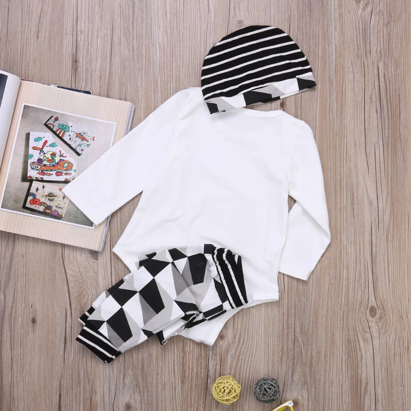 Комплект пижамы для детей Детские Костюмы новорожденных Шлёпанцы женщин 3 шт..