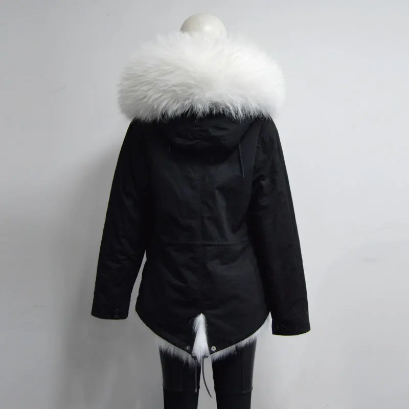 Зимняя женская куртка черная верхняя длинная парка с лисьим мехом на подкладке