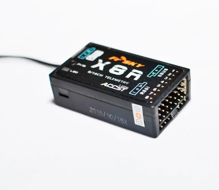 

FrSky X8R 8/16Ch S.BUS ACCST Telemetry Receiver W/Smart Port for Taranis X9D XJT