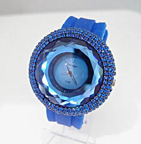 

Luxury Brand Silicone Quartz Watch Women Ladies Fashion Crystal Bracelet Clock female relogio feminino