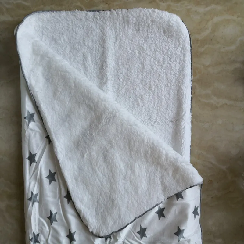 Одеяло детское Двухслойное из кораллового флиса утепленная Пеленка-конверт для