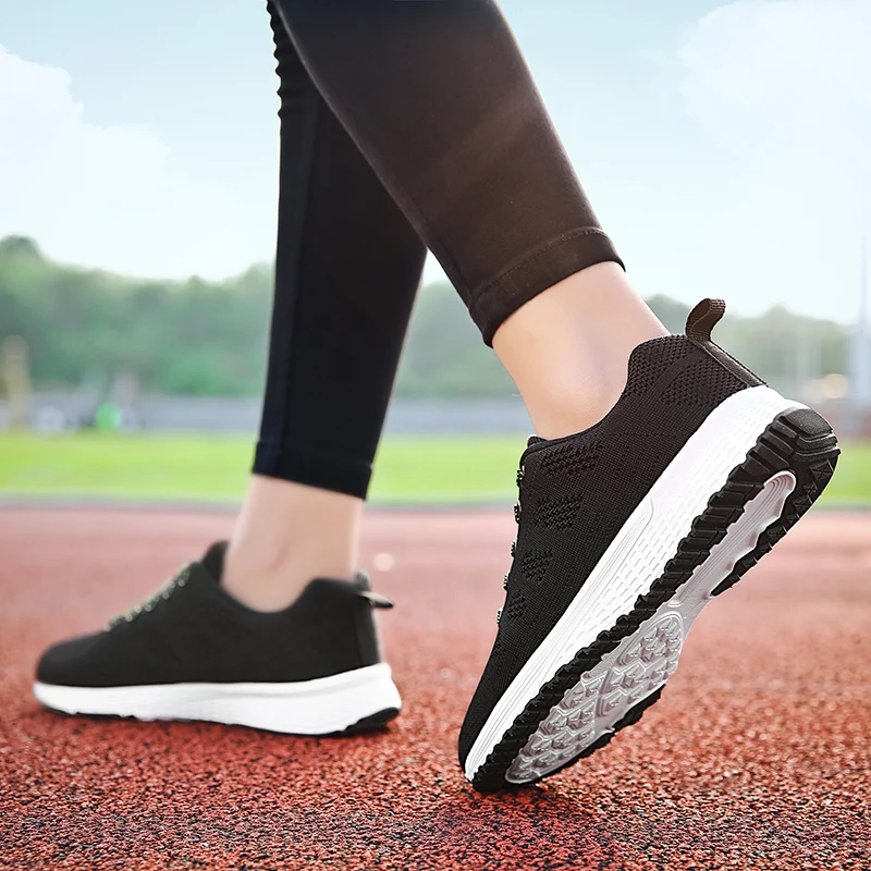Женская спортивная обувь черные женские кроссовки Высококачественная Уличная