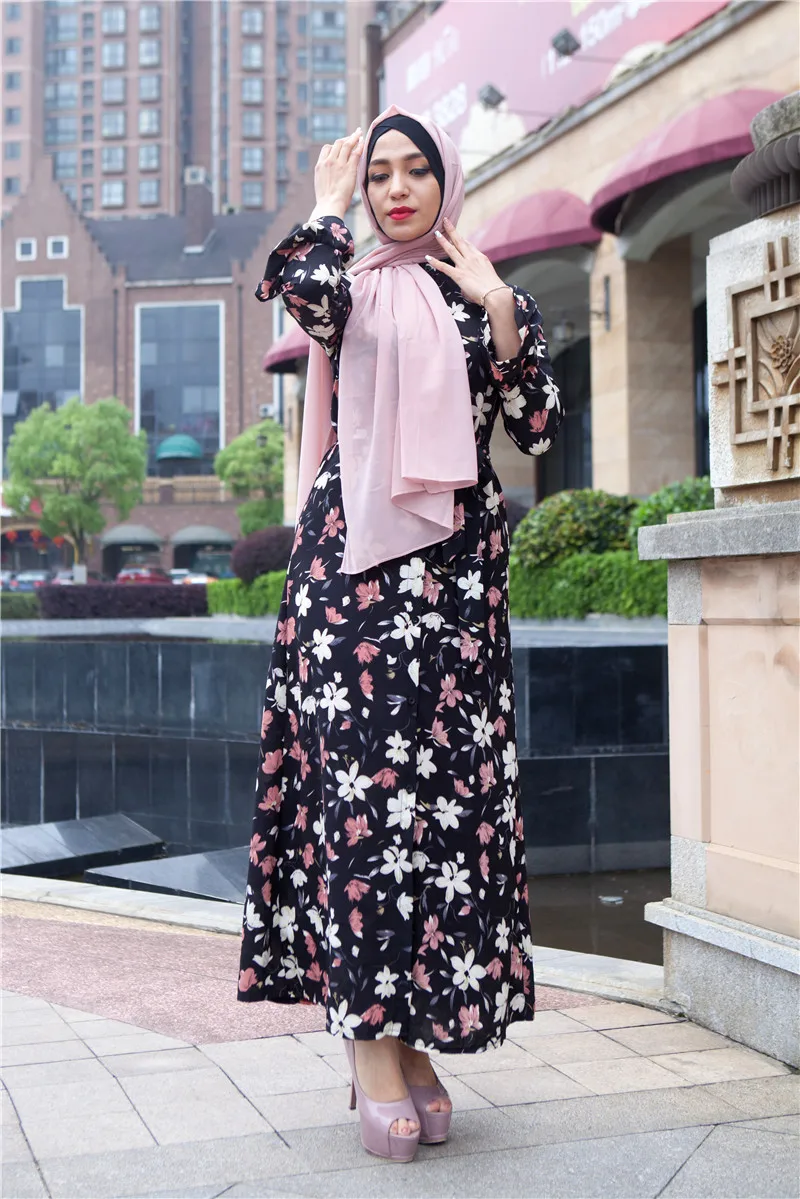 Женское платье с цветочным принтом Abaya черно белое длинное мусульманское макси