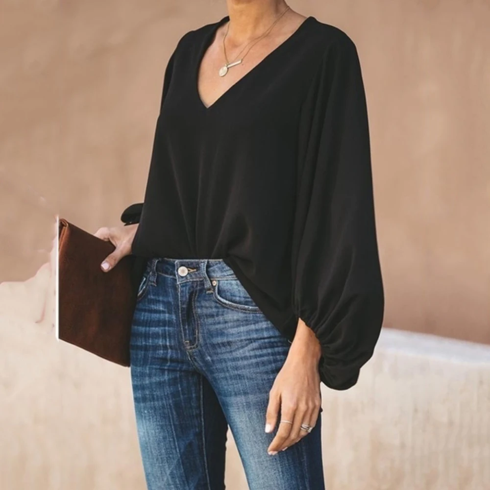 Женская блузка с рукавом-фонариком V-образным вырезом | одежда