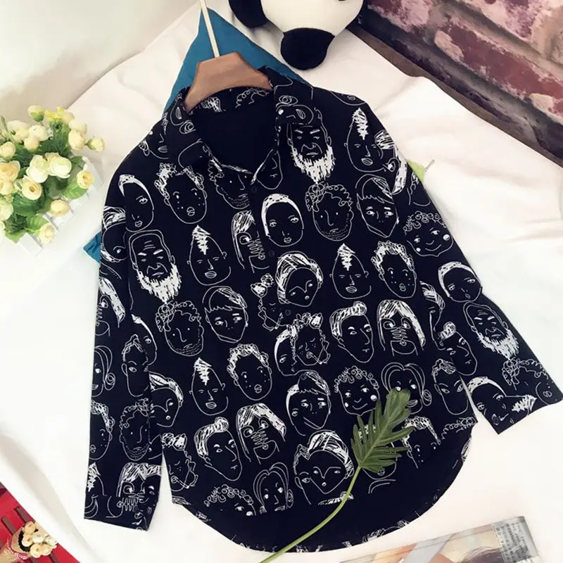 Black and white print Single-breasted new cartoon long-sleeved woman on top Spring blouse |