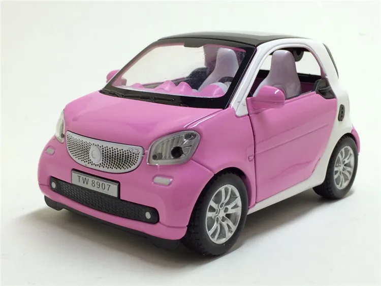 1:32 Масштаб Smart Fortwo литая под давлением металлическая модель автомобиля игрушка автомобиль со звуком светильник Коллекция