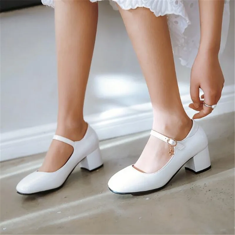 Новинка весна/осень кожаные туфли детская обувь принцессы для девочек на высоком