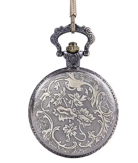 

Bronze Copper Vintage One Piece Theme Skull Pattern Hollow Quartz Pocket Watch for Men Women Kids GiftF OB Free Shipping KM53