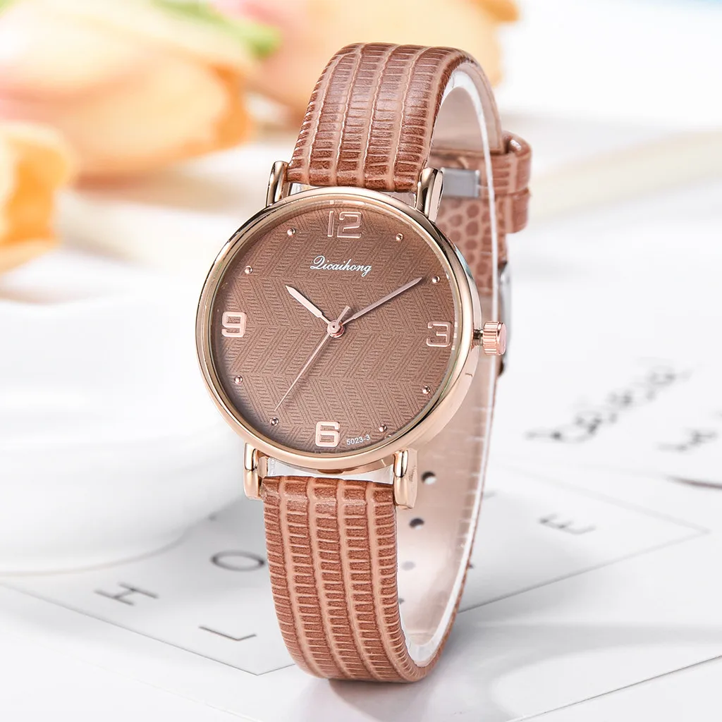 Женские часы модные простые плоские без циферблата с ремешком кварцевые Laides