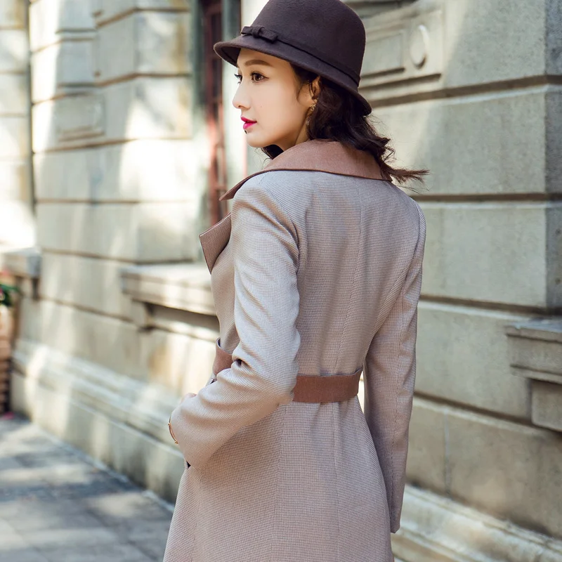 Модная женская ветровка 2018 весна осень новый стиль хит цвет двубортный плед