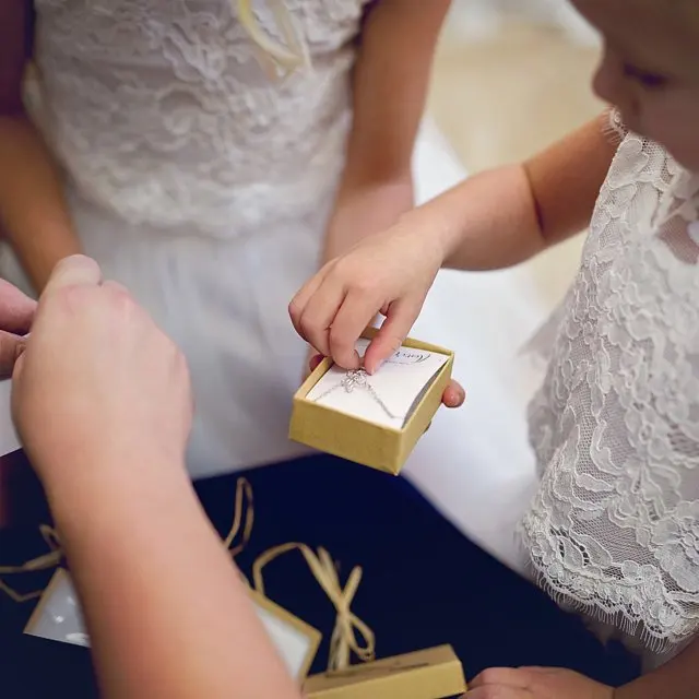 Ожерелье талисман для матери с камнем бесконечности на заказ подарок ювелирные