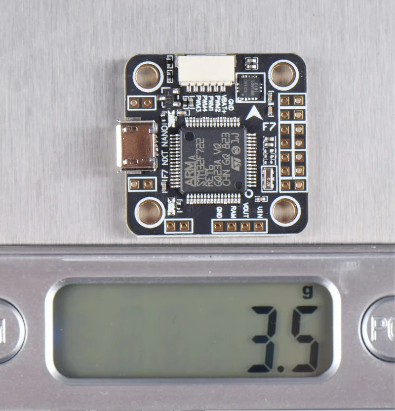 Контроллер полета F7 NXT NANO Betaflight OSD 5 в BEC 3A 32K 20x20 мм для РУ гоночного дрона