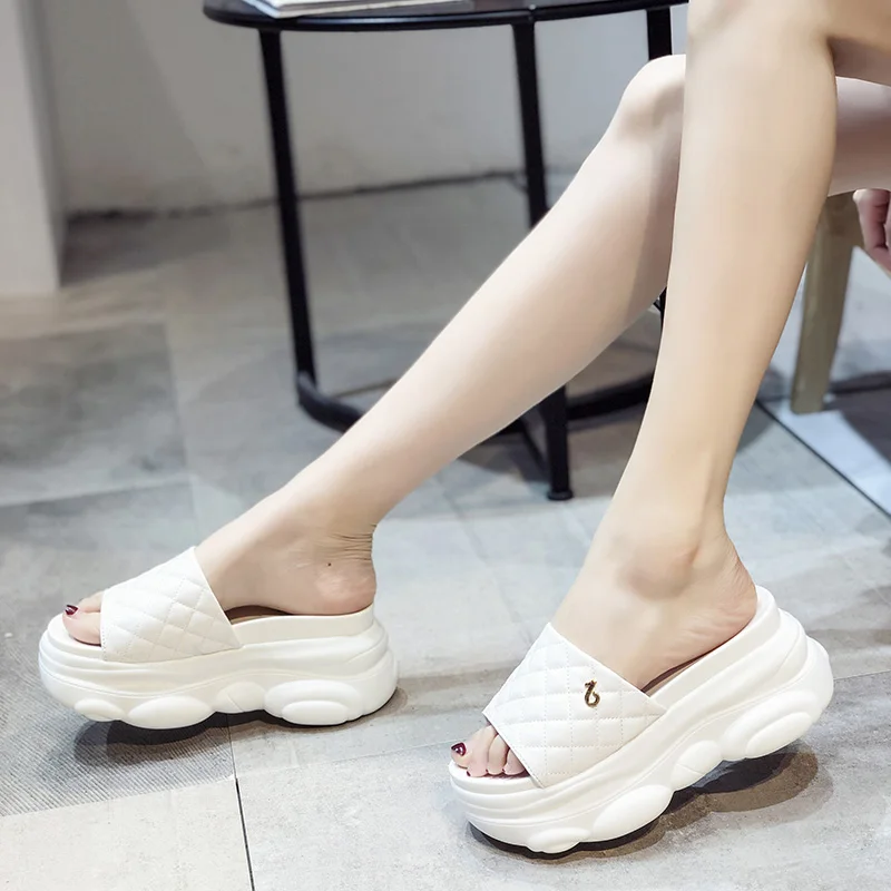 2020 г. новые летние женские шлепанцы на платформе Милая обувь Плоском Каблуке с