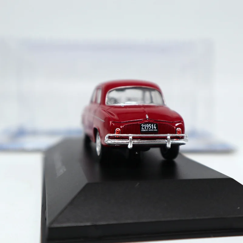 IXO alтая 1:43 Renault Dauphine 1965 литье под давлением Миниатюрные модели игрушки автомобиль Ограниченная серия Коллекция