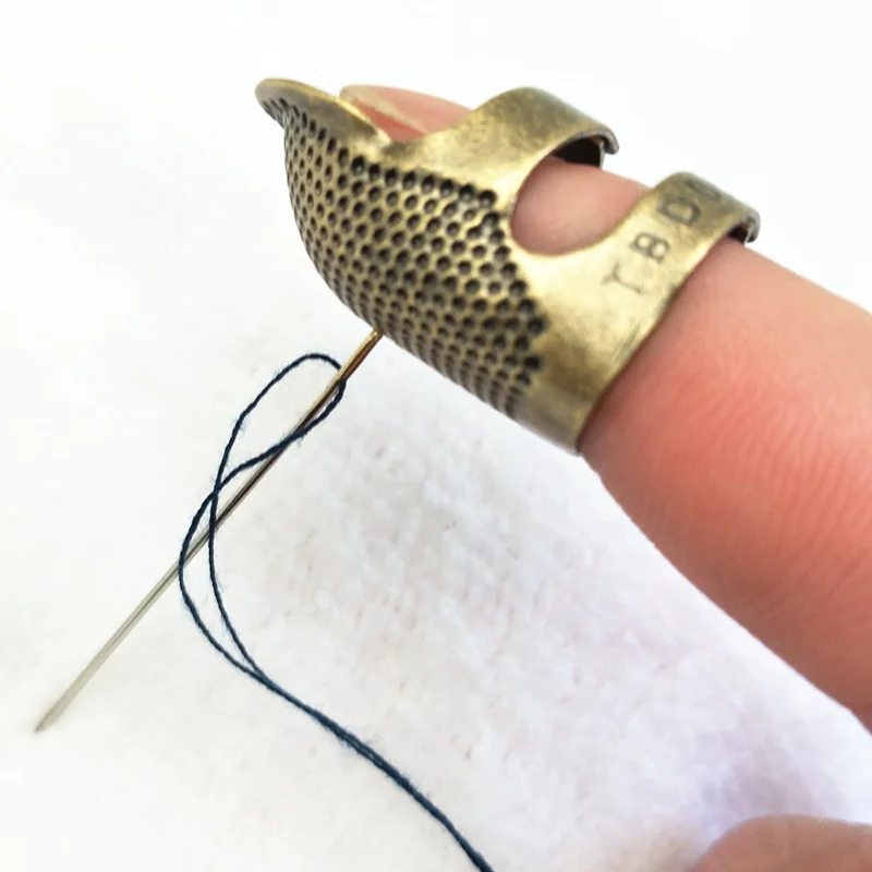 Retro Metal Finger Protector Adjustable Thimble Ring Handworking Needle Thimble Needles Craft Household DIY Sewing Accessories