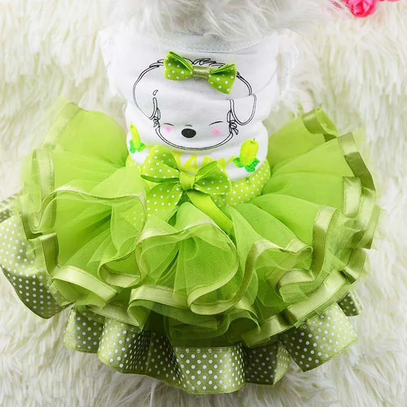 Spring Summer New Dog Dress Strawberry Animal Print Beautiful Chic Smaller Bowknot Lace Tutu Fashion Design Pet Skirt vestidos |