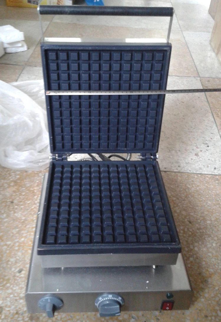Бесплатная доставка ~ 220v 240v 110 В квадратная форма вафельница/Muffin Торта машина