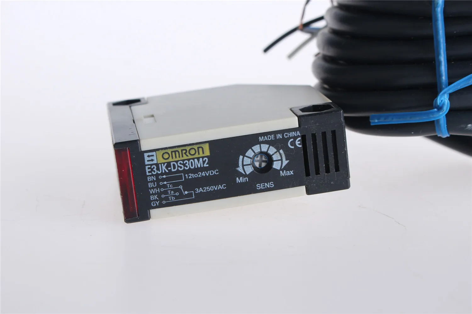 Фотоэлектрический переключатель с датчиком рассеивания света световое реле на