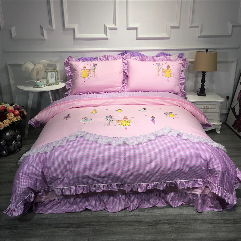 Комплект постельного белья из 4 предметов с вышивкой и хлопковой