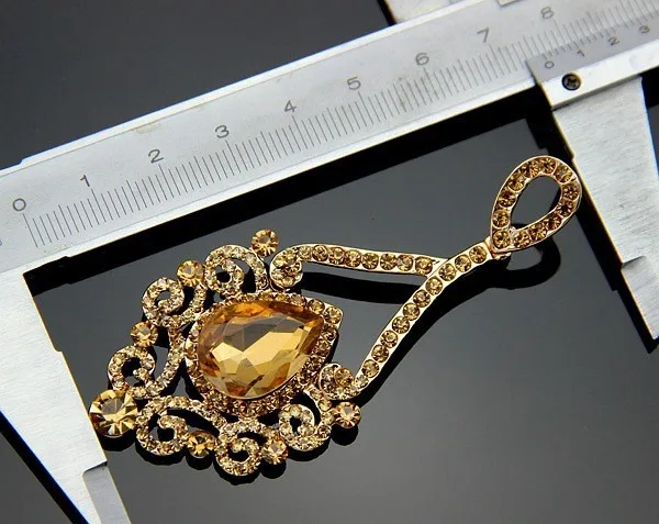 Женские серьги с австрийскими кристаллами золотистые и Серебристые сережки