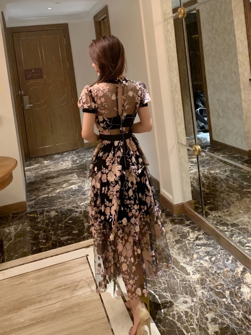 Limiguyue Автопортрет платья vestidos с коротким рукавом летнее пляжное платье с вышивкой высокое качество вышивка вечернее платье T750