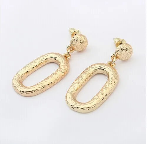 

6pcs New stylish European fashion personality Joker oval pierced earrings earrings jewelry wholesale Free shipping