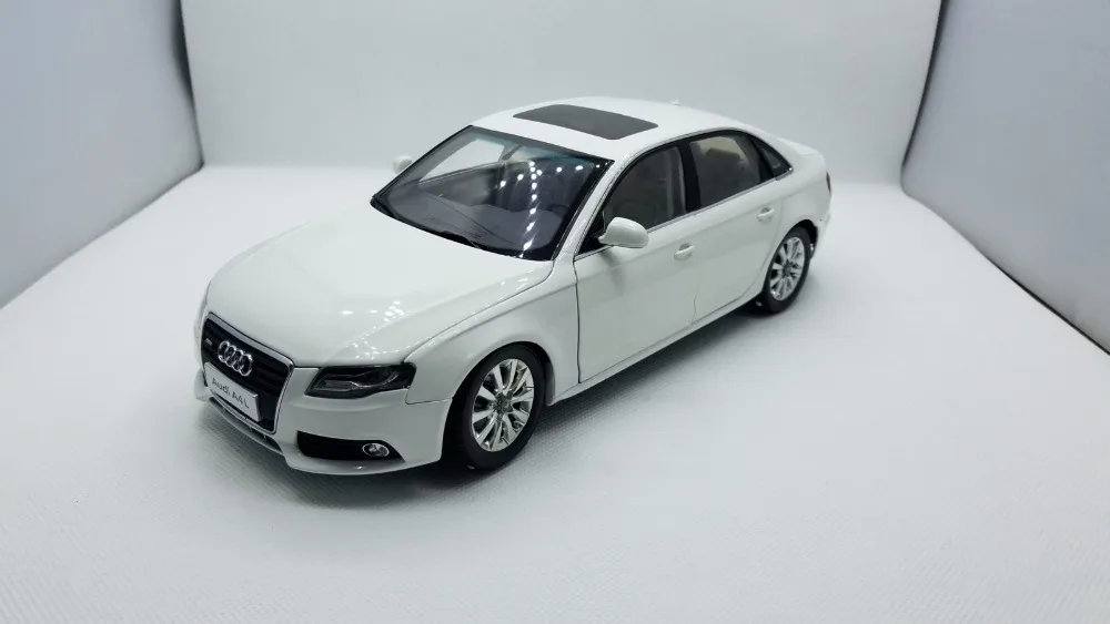 1:18 Модель литья под давлением для Audi A4L 2010 игрушечный автомобиль из белого сплава