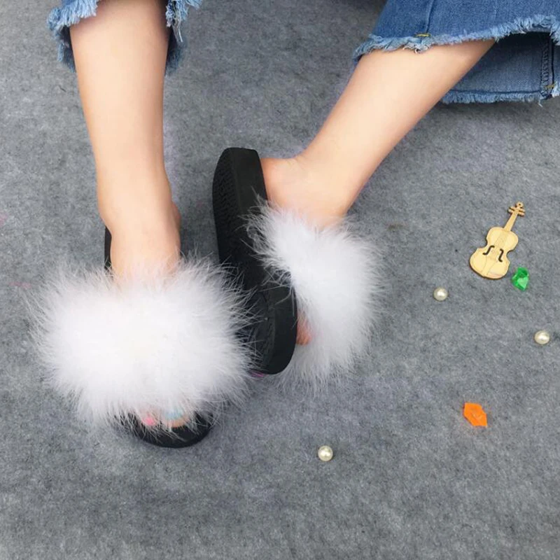 Меховые шлепанцы Женские домашние тапочки страуса Пушистая пляжная обувь с