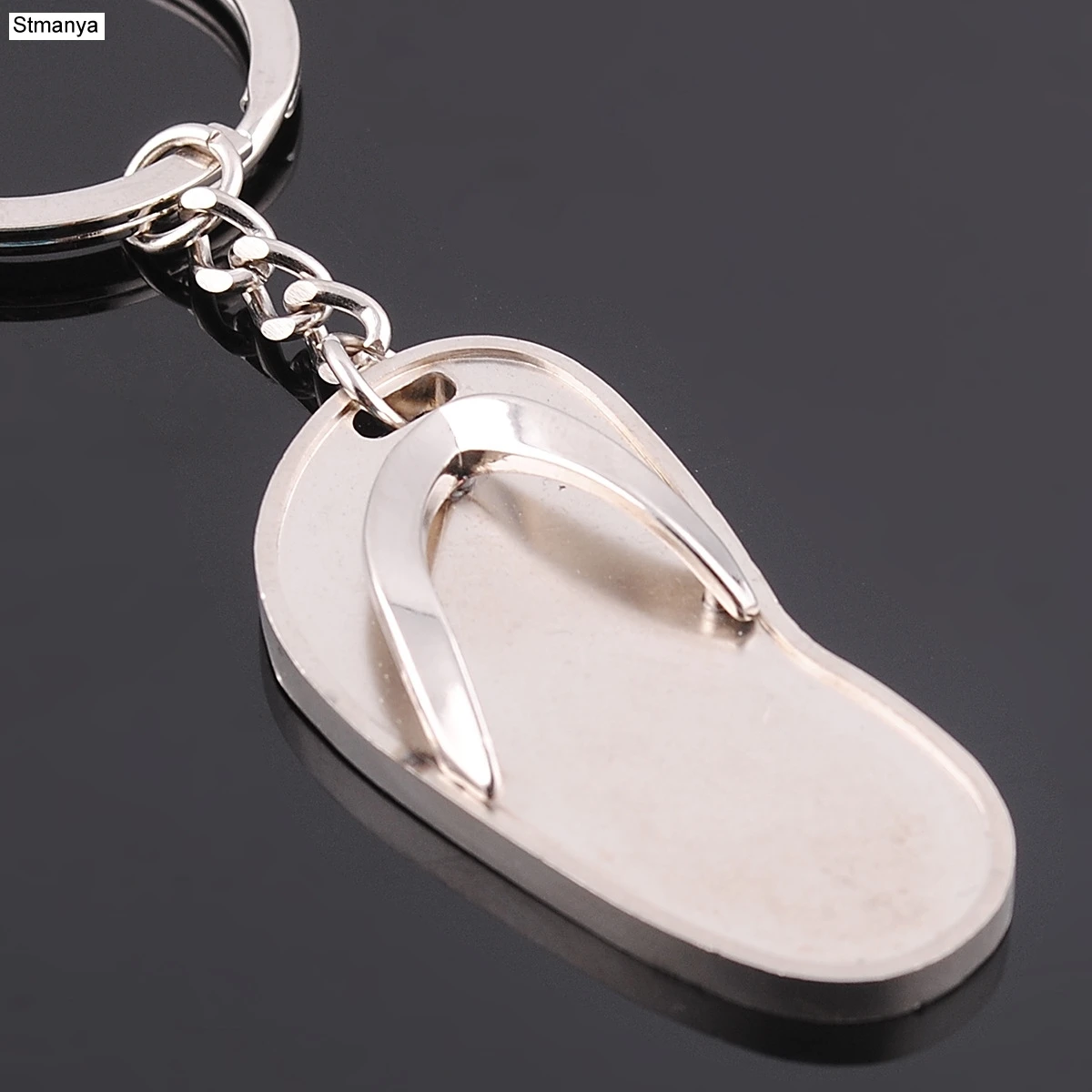 

New gifts Keychain personality Metal Car Key Ring simulation Slipper Pendants Key Chain Fashion Bag Charm Accessories 1737
