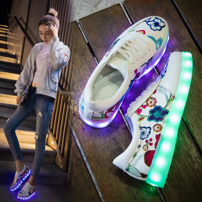 Yeafey Luminous Krasovki Sneakers Led Shoes Girls Boys Children with Light Glowing Woman Rose Print Female | Детская одежда и
