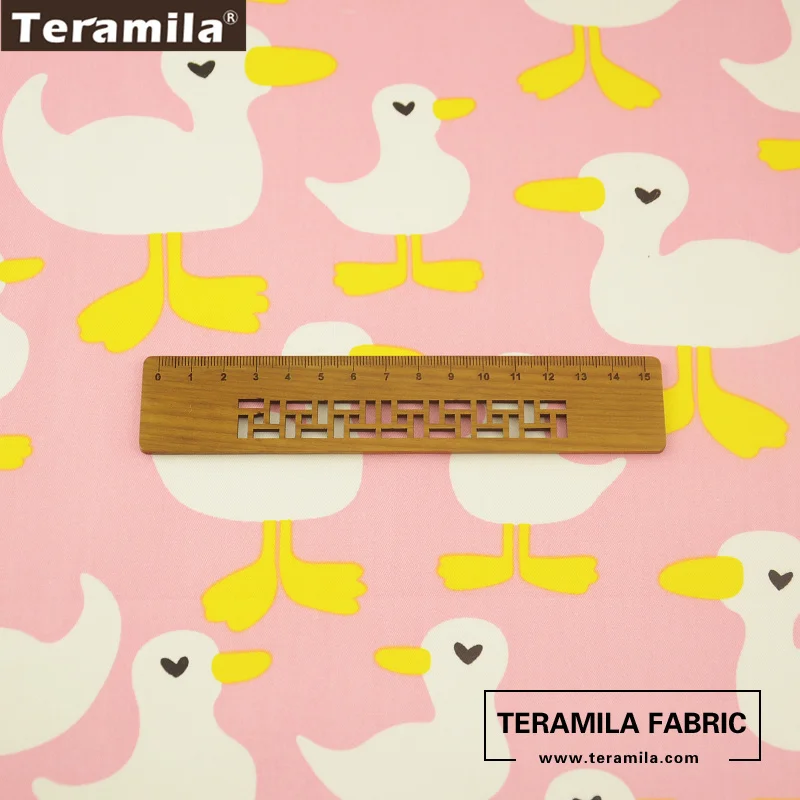 Teramila Fabric Pink 100% Cotton Twill Fat Quarter Material Bed Sheet Patchwork Sewing Printed Cartoon Duck Design Decoration CM | Дом и сад