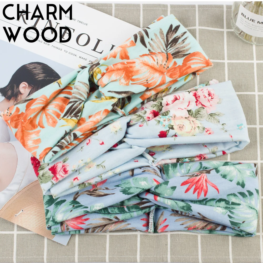 Женская плетеная повязка на голову CHARM WOOD летняя широкая эластичная с цветочным