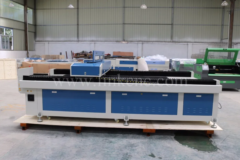 Good working effort 130w 1325 laser cutting machine / gold with 1300*2500mm | Инструменты