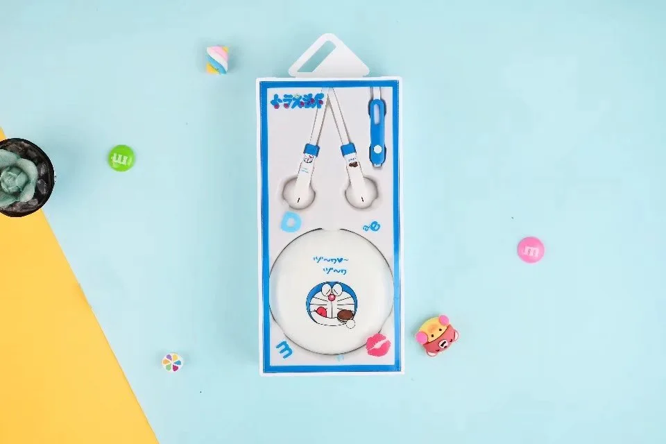 B Милый нарисованный Дораэмон мм 3,5 мм внутриканальные стерео наушники Kawaii Earbud с микрофоном для мобильного телефона iPhone с коробкой для хранения - Цвет: B