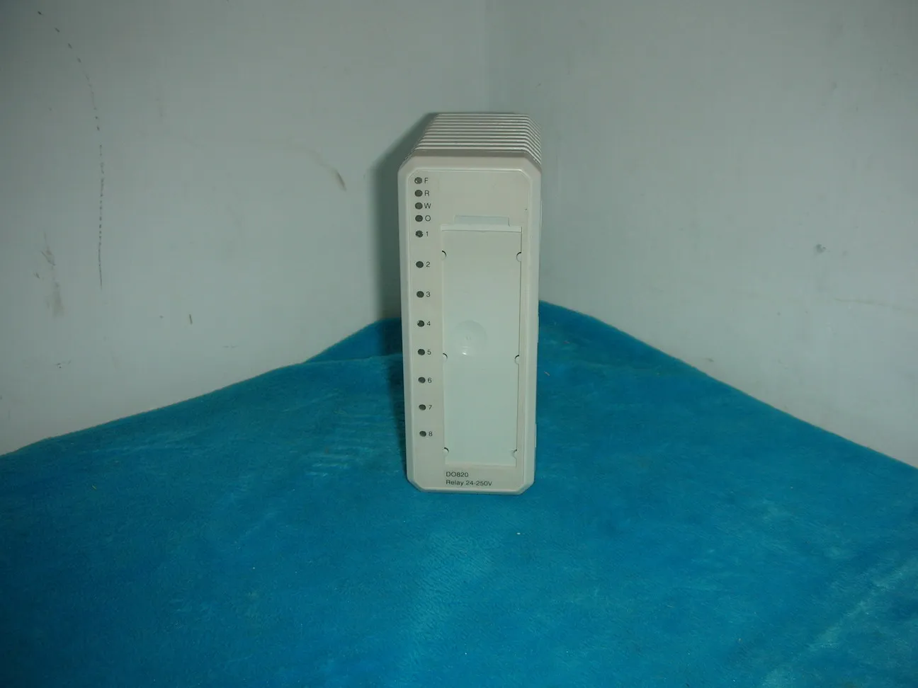 

Б/у ABB DCS 3BSE008514R1/ DO820, 1 шт.