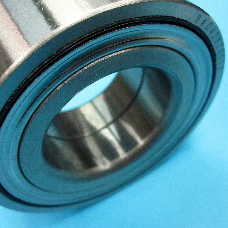 Подшипник ступицы автомобиля DAC42820036/GB12163S04(SNR)/561481/446047CA 42*82*36 мм из хромированной