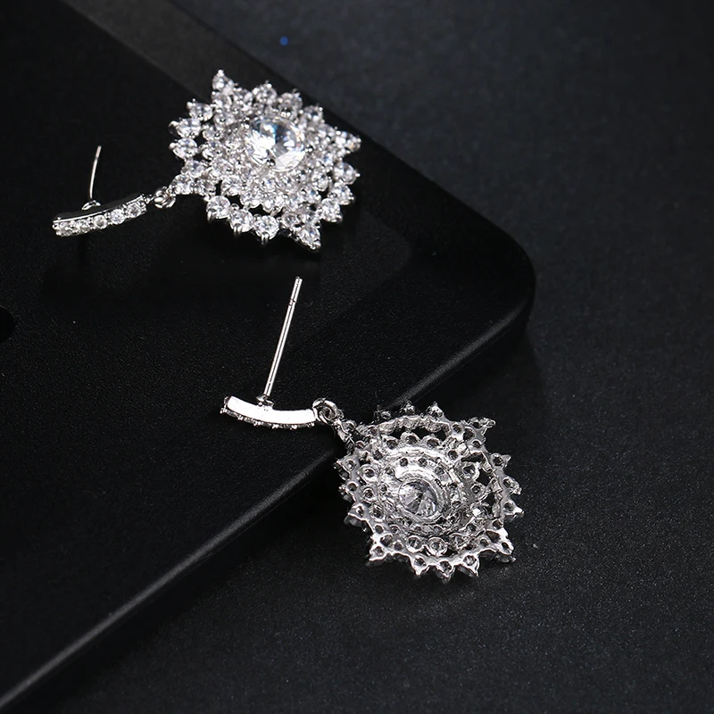 2020 Z Venta Caliente AAA Cubic Zircon Women Perno Prisionero Del Oido Elegante nupциальная Boda DE La Flor Prisionero|prisionero| |