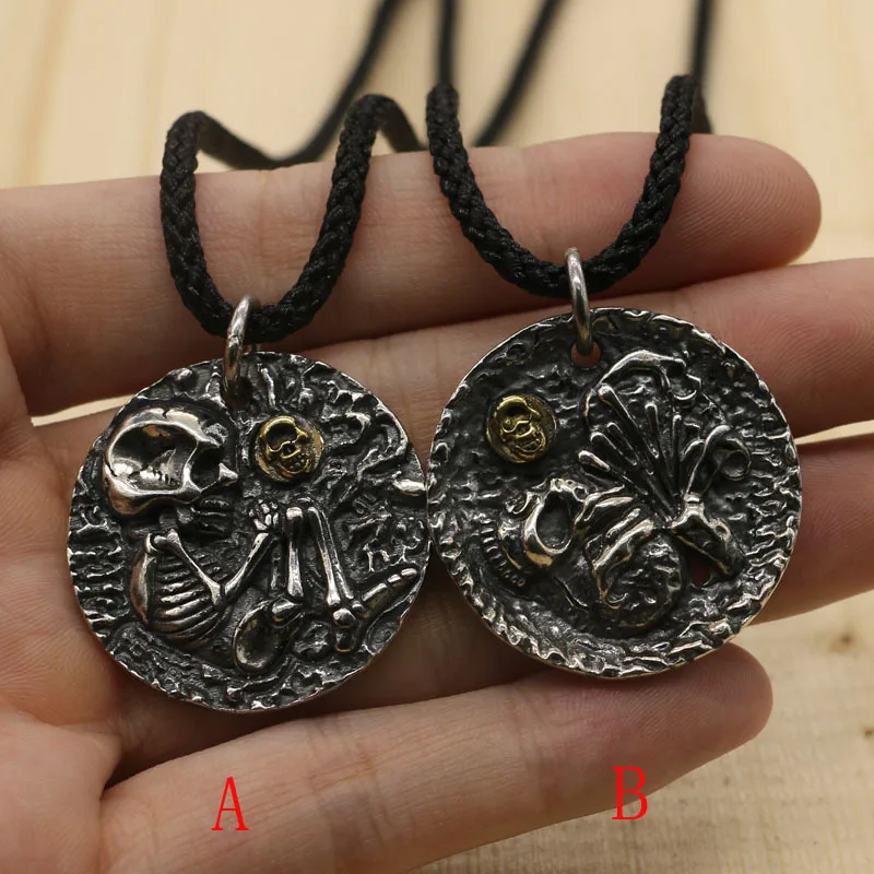 Thai characteristics Man Tong sterling silver retro pendant body protection security Thai silver skull ornaments antique jewelry